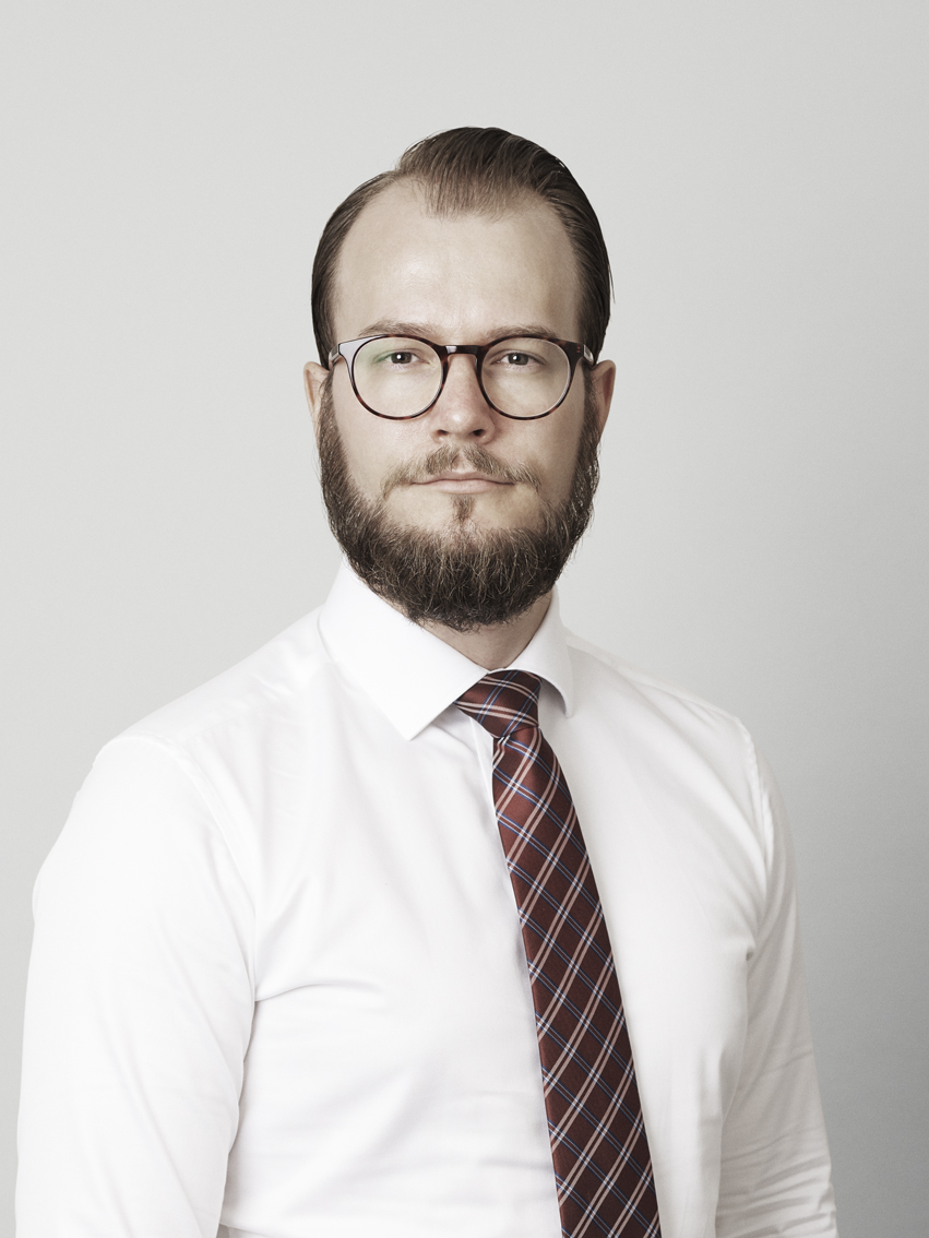 Forsvarsadvokat Mads Cramer-Kam